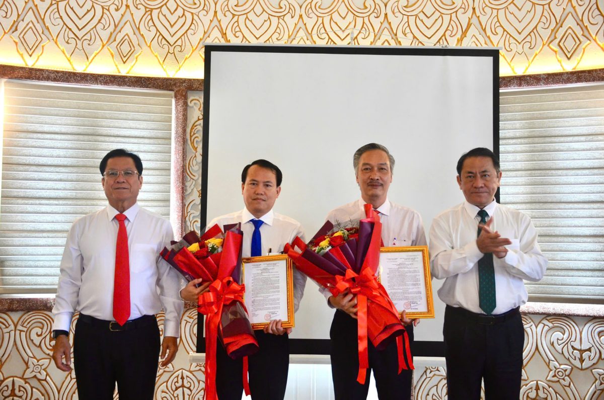 Cao su Việt Lào kiện toàn nhân sự lãnh đạo